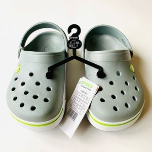 CROCS W/4CHARMS+ BRACELET